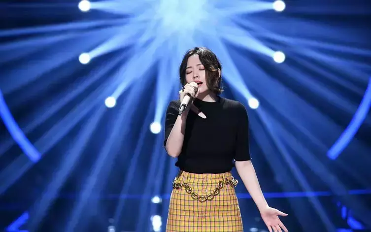 《如果爱下去》--张靓颖 《如果爱下去》--张靓颖