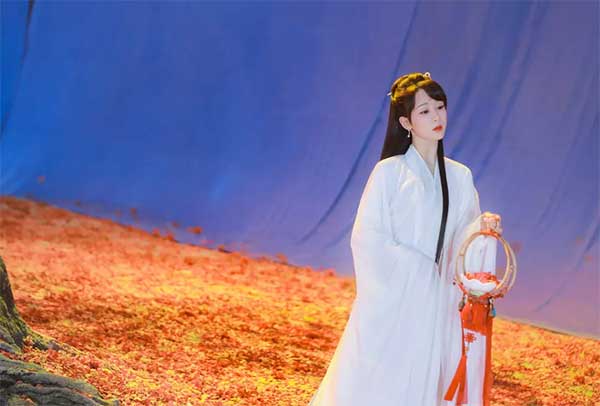 杨紫的初恋是谁（贺鹏和秦俊杰）